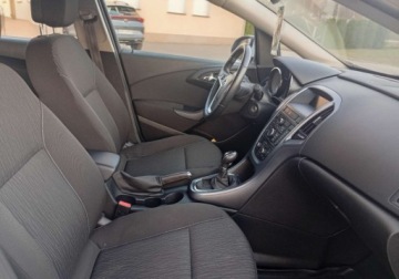 Opel Astra J GTC 1.4 Turbo ECOTEC 140KM 2016 Opel Astra Kupiony w Polsce - benzyna - 1,4 - 140 KM - LPG 1.4 BenzynaLPG, zdjęcie 12