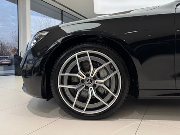Mercedes Klasa E W213 Limuzyna 2.0 220d 194KM 2020 Mercedes-Benz E 220 AMG / Avantgarde / Ambiente /, zdjęcie 16