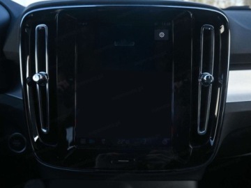 Volvo XC40 Crossover Facelifting 2.0 B3 163KM 2026 VOLVO XC40 B3 Plus Dark Suv 2.0 (163KM) 2026, zdjęcie 13