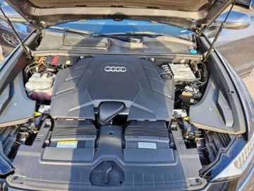 Audi Q8 SUV 3.0 55 TFSI 340KM 2022 Audi Q8 2022r., Premium Plus S-line, 3L, od ubezpieczalni 3.0 Benzyna 340KM, zdjęcie 11