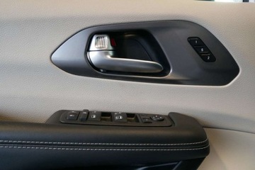 Chrysler Pacifica II 3.6 V6 291KM 2023 Chrysler Pacifica 18tys.km TouringL Polift Pentastar 3.6L V6 7os. 291KM St, zdjęcie 23