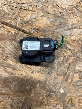 MOTOREK RADIÁTORU CORSA F 16000458