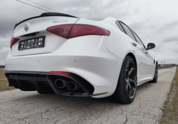 Alfa Romeo Giulia II Sedan 2.9 V6 510KM 2017 Alfa Romeo Giulia Alfa Romeo Giulia 2.9 V6 Bi-Turbo AT8 Quadrifoglio 2.9, zdjęcie 26