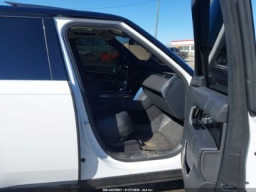 Land Rover 2025 Land Rover Range Rover P530 SE 2025 4.4 Benzyna 523KM, zdjęcie 9