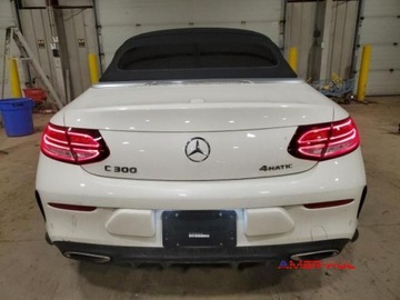 Mercedes Klasa C W205 2020 Mercedes-Benz Klasa C 2020 r., 2,0L C 300 4 MATIC od ubezpieczalni 2.0, zdjęcie 3