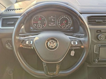 Volkswagen Caddy IV Kombi Maxi 2.0 TDI SCR BlueMotion Technology 102KM 2016 Volkswagen Caddy 2.0 TDI 102KM Maxi 7 osobowy Czujniki Parkowania Salon, zdjęcie 11