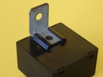 RELÉ HYUNDAI ACCENT 95430-22000 NR1717