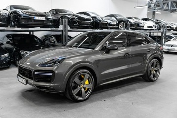 Porsche Cayenne III 2022 Porsche Cayenne Coupé Turbo S E-Hybrid 680 KM., zdjęcie 5