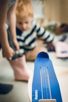 МЕРА ДЛЯ ИЗМЕРЕНИЯ РАЗМЕРА ОБУВИ СМ И ЕС