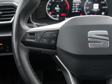 Seat Leon IV Hatchback 1.5 eTSI (MHEV) 150KM 2023 Seat Leon 1.5 TSI DSG Podgrz.f I kier Cz.cof, zdjęcie 13