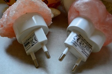 Lampka nocna prozdrowotna Bryłka LED sól Kłodawska