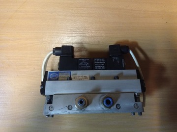 Elektrozawór CPP PREMA DTE 5/3 G1/2-G3/4, 220VAC