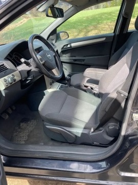 Opel Astra H Kombi 1.7 CDTI ECOTEC 100KM 2008 Opel Astra 1.7 Diesel 100KM, zdjęcie 10