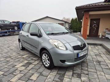 Toyota Yaris II Hatchback 5d 1.0 VVT-i 69KM 2007