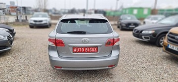 Toyota Avensis III Wagon 2.0 D-4D 126KM 2011 Toyota Avensis Mały Przebieg Climatronic, zdjęcie 4