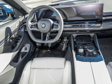 BMW Seria 5 G90-91 Touring 2.0 520d 197KM 2026 BMW Seria 5 520d xDrive Sport Sedan 2.0 (197KM) 2026, zdjęcie 8