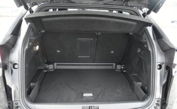 Peugeot 3008 II Crossover Facelifting  1.5 BlueHDi 130KM 2022 Peugeot 3008 SKORA Alusy LED Navi. BLIS linne assist Grzane fotele 1.5, zdjęcie 17
