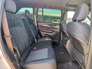 Jeep Grand Cherokee V 2025 Jeep Grand Cherokee Laredo 2025 3.6l 3.6 Benzyna 293KM, zdjęcie 11