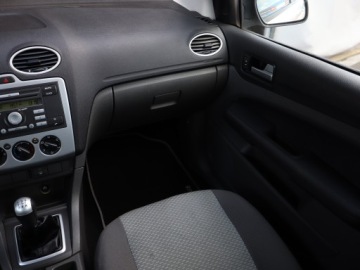 Ford Focus II Hatchback 5d 1.6 Duratec 100KM 2006 Ford Focus 1.6 16V, Klima, El. szyby, zdjęcie 7
