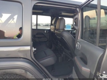 Jeep Wrangler IV 2024 Jeep Wrangler JEEP WRANGLER 4-DOOR RUBICON 4X4 3.6 Benzyna 285KM, zdjęcie 9