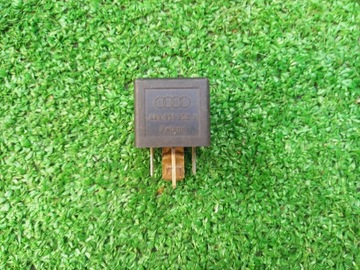 Реле сиденья Vw Audi Skoda 213 214 370 372 373 оригинал