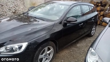 Volvo V60 I Kombi Facelifting 2.0 T3 DRIVE-E 152KM 2016 Volvo V60 I 2.0 T3 2,0, bezwypadkowy, zdjęcie 25