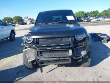 Land Rover Defender IV (L663) 2024 Land Rover Defender 110 P400 X-Dynamic Se 2024 3.0 Benzyna 395KM, zdjęcie 8