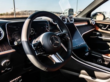 Mercedes GLC C254/X254 SUV 2.0 300d 269KM 2025 GLC Coupe 300 d 4-Matic AMG Line 2.0 (269KM) 2025, zdjęcie 4