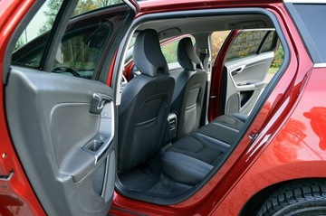 Volvo V60 I Kombi 1.6 T4 180KM 2012 Volvo V60 1,6 Benzyna 180Km Xenon Ledy Skóra Navi, zdjęcie 7