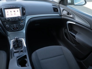 Opel Insignia I Sports Tourer Facelifting 1.4 Turbo ECOTEC LPG 140KM 2016 Opel Insignia 1.4 Turbo, Navi, Klima, Klimatronic, zdjęcie 7