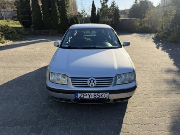 Volkswagen Bora Sedan 1.6 16V 105KM 2003 Volkswagen Bora Manual | Krajowy| Po rozrządzie |, zdjęcie 14