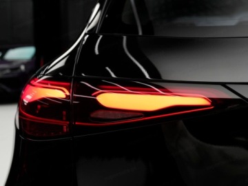 Mercedes GLC C254/X254 SUV 2.0 200d 163KM 2026 MERCEDES-BENZ GLC 200 d 4-Matic AMG Line 2.0 (163KM) 2026, zdjęcie 5