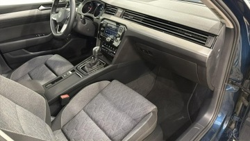 Volkswagen Passat B8 Variant Facelifting 2.0 TDI SCR 150KM 2022 Volkswagen Passat 2.0 TDI EVO Business DSG Kombi, zdjęcie 21