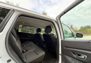 Renault Grand Scenic III 1.2 Energy TCe 130KM 2017 Renault Grand Scenic Renault Grand Scenic Gr 1.2 TCe Energy Privilege 1.2, zdjęcie 27