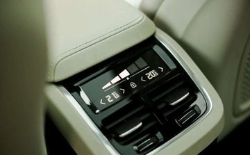 Volvo XC60 II 2021 Volvo XC 60 Volvo XC 60 T5 AWD Geartronic Inscription 2.0 Benzyna 250KM, zdjęcie 28