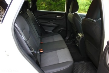 Nissan Qashqai III Crossover 1.3 DIG-T MHEV 140KM 2022 Nissan Qashqai Nissan Qashqai 1.3 DIG-T N-Connecta EU6d 1.3 Benzyna 140KM, zdjęcie 34