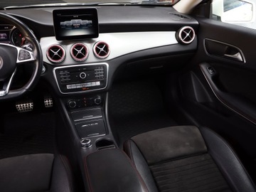 Mercedes CLA C117 Shooting Brake Facelifting 1.6 200 156KM 2017 Mercedes CLA 200, Salon Polska, Automat, Skóra, zdjęcie 7