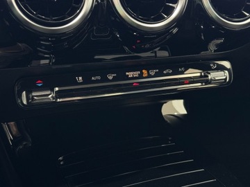 Mercedes CLA C118/X118 2022 Mercedes-Benz CLA 180 180 7G-DCT / 1 właściciel /, zdjęcie 21