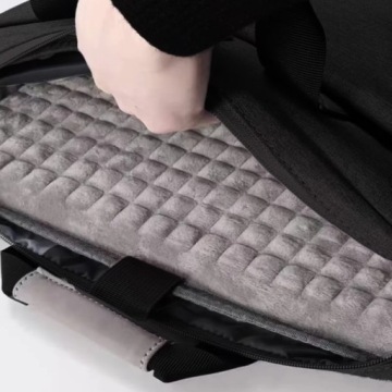 TORBA NA LAPTOPA DAMSKA MĘSKA DO SAMOLOTU NA RAMIĘ POWIĘKSZANA 17.3