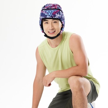 Защитный бейсбольный шлем