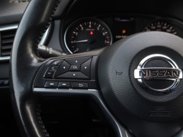 Nissan Qashqai II Crossover Facelifting 1.2 DiG-T 115KM 2018 Nissan Qashqai 1.2 DIG-T, Salon Polska, zdjęcie 17