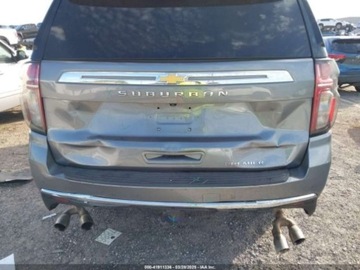 Chevrolet Suburban GMT900 2022 Chevrolet Suburban 2022 Chevrolet Suburban 4WD 4dr Premier 5.3 Benzyna, zdjęcie 4