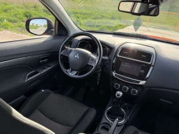 Mitsubishi ASX I SUV Facelifting 2015 1.6 117KM 2016 Mitsubishi ASX Sliczny ASX 1.6 benzyna 116KM Kamera Grzane Fotele Ksenon P, zdjęcie 25