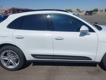 Porsche Macan 2022 Porsche Macan 2022 PORSCHE MACAN 2.0 Benzyna 261KM, zdjęcie 8