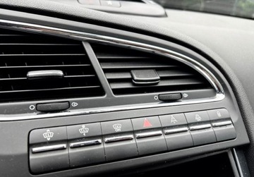 Peugeot 5008 I Minivan 1.6 THP 156KM 2010 Peugeot 5008 Head Up TV PanoramaSkory 7-osobowy Zamiana 1.6 Benzyna, zdjęcie 17