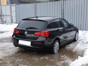 BMW Seria 1 F20-F21 2018 BMW 1 118i, Automat, VAT 23%, Skóra, Navi, Klima, zdjęcie 4