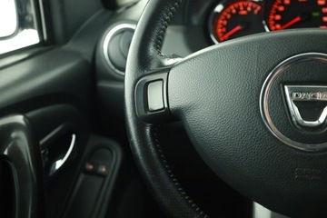 Dacia Duster I SUV Facelifting 1.6 SCe 114KM 2015 Dacia Duster 1.6 SCe, Klima, Tempomat, Parktronic, zdjęcie 11