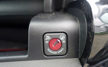 Citroen C4 Cactus Crossover 1.2 PureTech 110KM 2015 Citroen C4 Cactus 1.2 110KM Bezwypadkowy Zero korozji K.Serwisowa Tablet K, zdjęcie 28