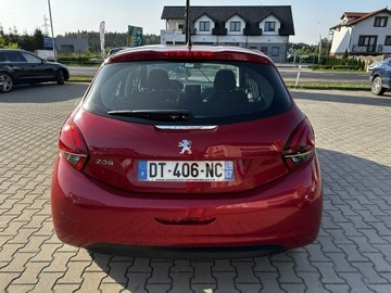 Peugeot 208 I Hatchback 5d Facelifting 1.2 PureTech 82KM 2015 Peugeot 208 Klimatronik*, zdjęcie 5