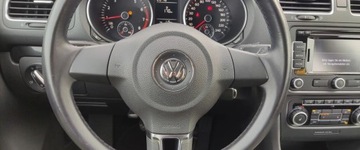 Volkswagen Golf VI Hatchback 5d 1.6 102KM 2009 Volkswagen Golf 1.6 mpi ,bezwypadek ,bez rdzy,bogata wersja 1.6 Benzyna, zdjęcie 13